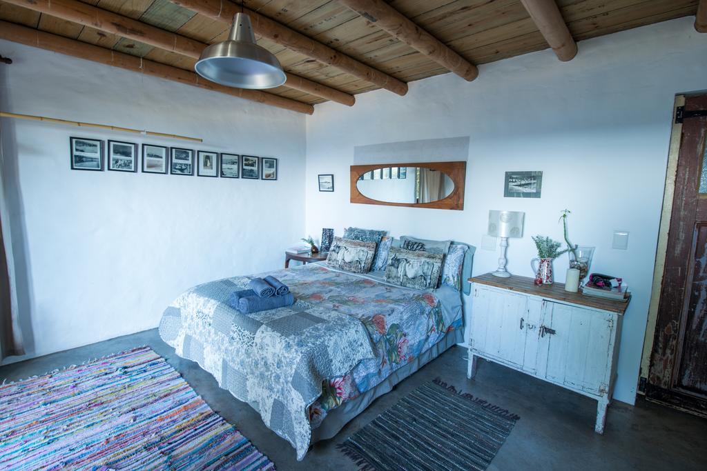 Stone Cottage Self-Catering Apartments เพลตเตนเบิร์กเบย์ ภายนอก รูปภาพ