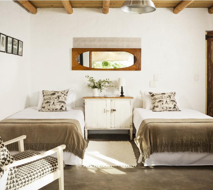Stone Cottage Self-Catering Apartments เพลตเตนเบิร์กเบย์ ห้อง รูปภาพ